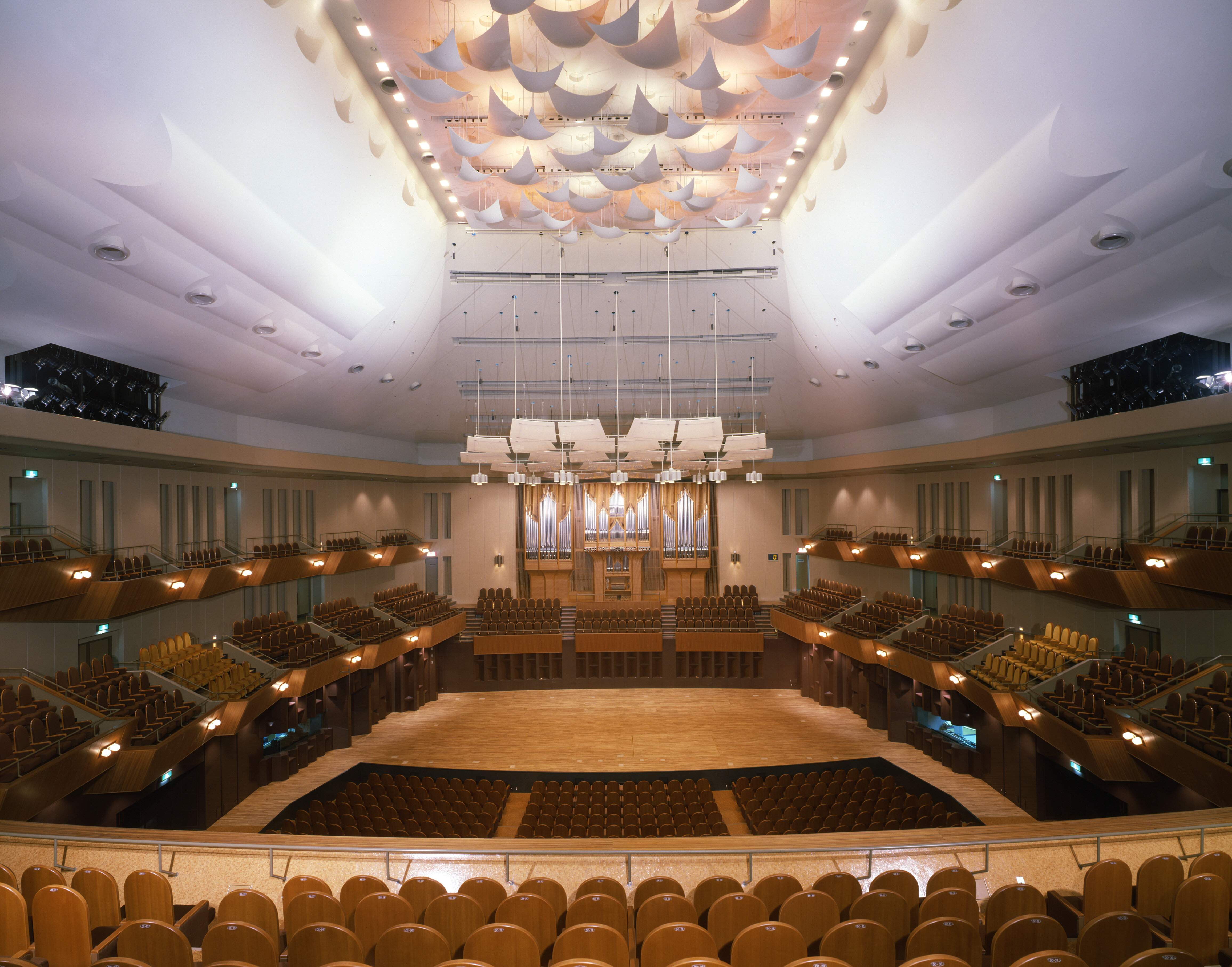 🎻 더 심포니 홀